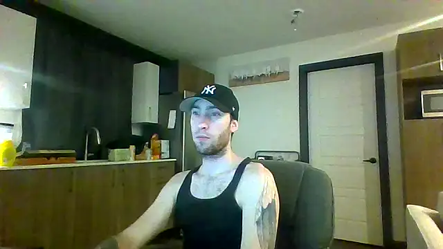 Snapshot of jijicool1 chatting on 12/18/25, 09:15 jijicool1 online show from 12/18/25, 09:15