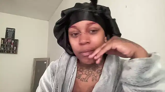 Creamesensation online show from 01/17/26, 02:33