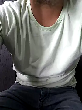 Leo Big online show from 01/29/25, 05:02