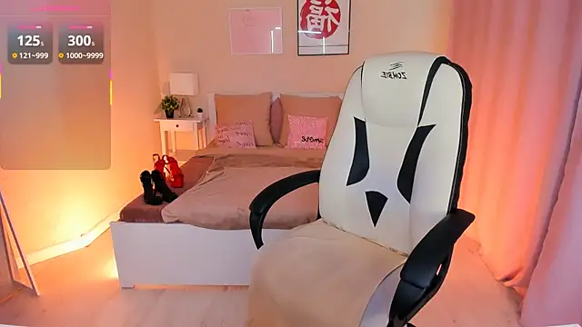 Snapshot of HelenaRegal chatting on 09/23/25, 01:47 HelenaRegal online show from 09/23/25, 01:47