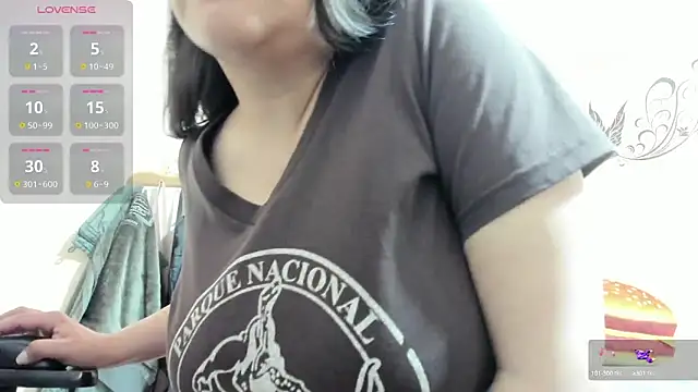 latinfemale online show from 09/18/25, 09:39