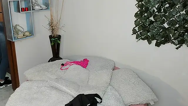 DestinyHills online show from 04/06/26, 12:06