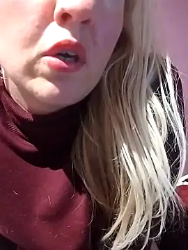 Mllesha74000 online show from 12/17/25, 07:09