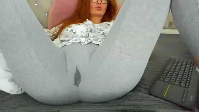 Snapshot of meryamvip chatting on 12/17/24, 04:21 meryamvip online show from 12/17/24, 04:21