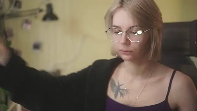 alyssa sweet online show from 05/25/26, 05:24
