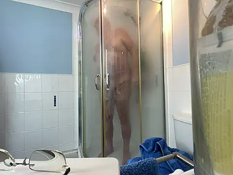 Snapshot of bigpru chatting on 12/31/24, 12:00 bigpru online show from 12/31/24, 12:00