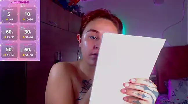 laurabeck online show from 02/01/25, 01:23