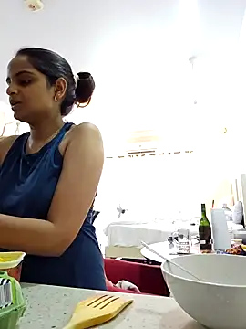 Snapshot of DirtySnowball69 chatting on 12/11/24, 11:08 DirtySnowball69 online show from 12/11/24, 11:08