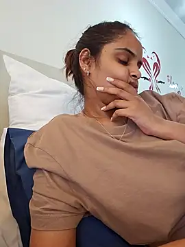 Snapshot of DirtySnowball69 chatting on 12/30/24, 01:25 DirtySnowball69 online show from 12/30/24, 01:25