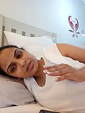 Snapshot of DirtySnowball69 chatting on 01/05/25, 03:02 DirtySnowball69 online show from 01/05/25, 03:02