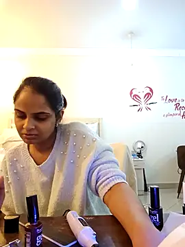 Snapshot of DirtySnowball69 chatting on 01/08/25, 07:03 DirtySnowball69 online show from 01/08/25, 07:03