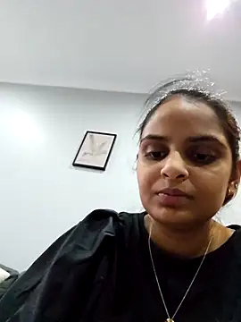 Snapshot of DirtySnowball69 chatting on 09/08/25, 03:33 DirtySnowball69 online show from 09/08/25, 03:33