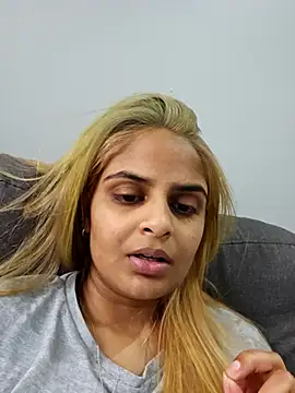 Snapshot of DirtySnowball69 chatting on 09/13/25, 01:11 DirtySnowball69 online show from 09/13/25, 01:11