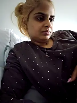 Snapshot of DirtySnowball69 chatting on 09/24/25, 09:23 DirtySnowball69 online show from 09/24/25, 09:23