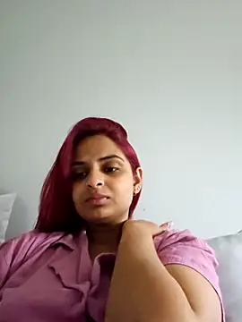 Snapshot of DirtySnowball69 chatting on 10/12/25, 01:10 DirtySnowball69 online show from 10/12/25, 01:10