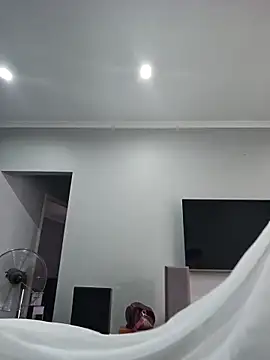 Snapshot of DirtySnowball69 chatting on 12/16/25, 03:39 DirtySnowball69 online show from 12/16/25, 03:39