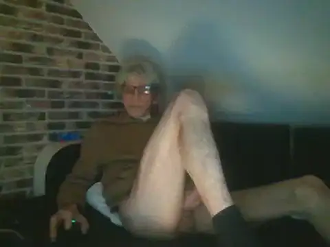 Snapshot of InMeinenMund chatting on 01/27/25, 09:55 InMeinenMund online show from 01/27/25, 09:55