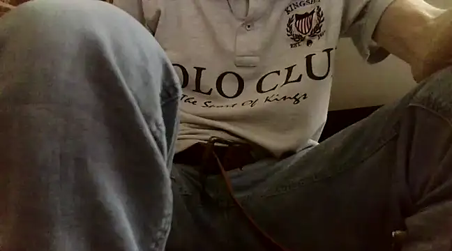 Snapshot of InMeinenMund chatting on 03/11/25, 09:02 InMeinenMund online show from 03/11/25, 09:02