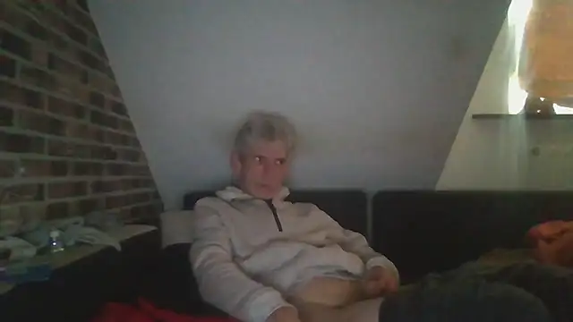 Snapshot of InMeinenMund chatting on 10/06/25, 10:56 InMeinenMund online show from 10/06/25, 10:56