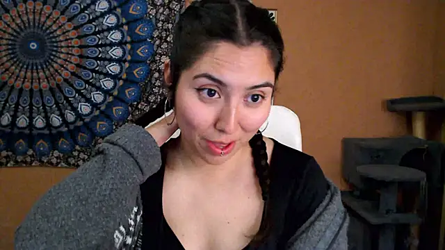 IntimateTales online show from 11/19/25, 11:05