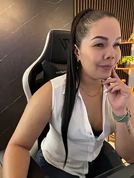 KellyBrooklyn  online show from 04/11/26, 03:38