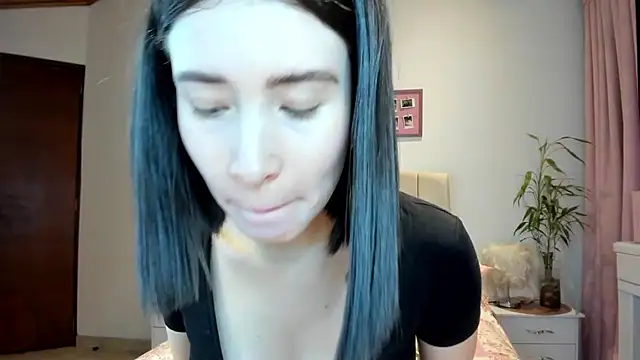 macarena vallejo online show from 09/16/25, 02:56