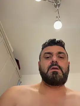 ChiIul11 online show from 04/02/26, 09:12