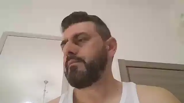 ChiIul11 online show from 04/05/26, 11:35