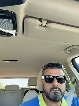 ChiIul11 online show from 04/11/26, 09:46