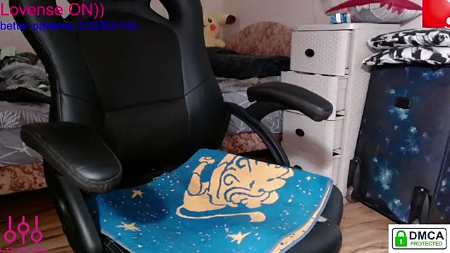 Snapshot of sweet_cute_cat chatting on 03/11/25, 04:51 sweet cute cat online show from 03/11/25, 04:51