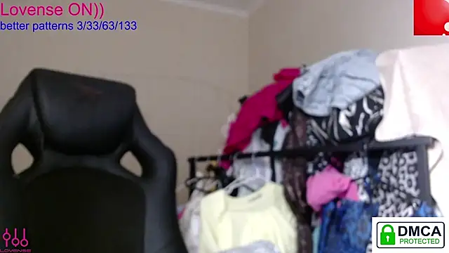 Snapshot of sweet_cute_cat chatting on 10/06/25, 09:01 sweet cute cat online show from 10/06/25, 09:01