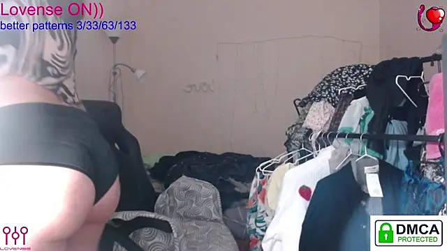 Snapshot of sweet_cute_cat chatting on 11/05/25, 09:59 sweet cute cat online show from 11/05/25, 09:59