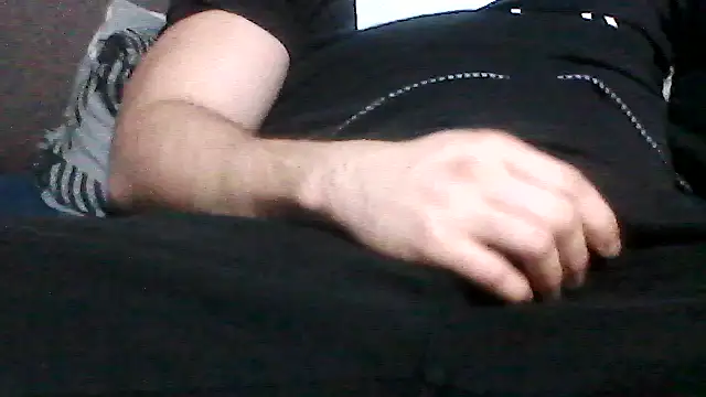 Snapshot of bestofsex99 chatting on 12/17/25, 03:40 bestofsex99 online show from 12/17/25, 03:40