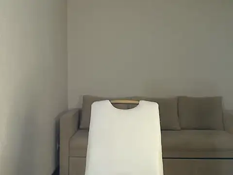 Snapshot of marishaarimova chatting on 01/20/25, 11:02 marishaarimova online show from 01/20/25, 11:02