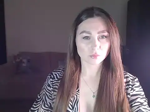 Snapshot of marishaarimova chatting on 11/22/25, 01:59 marishaarimova online show from 11/22/25, 01:59