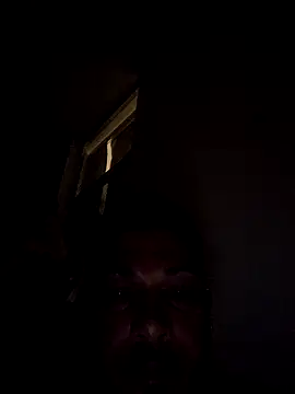 Snapshot of tropikboy chatting on 02/18/25, 12:48 tropikboy online show from 02/18/25, 12:48