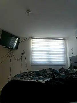 Snapshot of tropikboy chatting on 03/11/25, 08:20 tropikboy online show from 03/11/25, 08:20