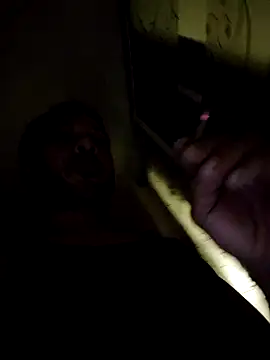 Snapshot of tropikboy chatting on 03/12/25, 02:41 tropikboy online show from 03/12/25, 02:41