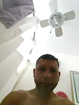 Snapshot of tropikboy chatting on 07/20/26, 11:23 tropikboy online show from 07/20/26, 11:23