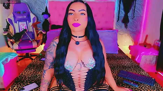 Snapshot of macasweet chatting on 11/01/25, 10:45 macasweet online show from 11/01/25, 10:45