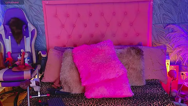 macasweet online show from 04/21/26, 01:42