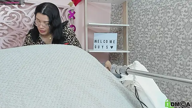 Snapshot of valerie_lya chatting on 01/29/25, 08:35 valerie lya online show from 01/29/25, 08:35