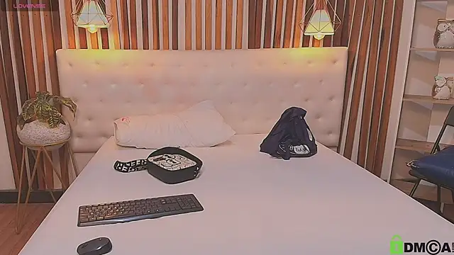 valerie lya online show from 04/04/26, 11:51