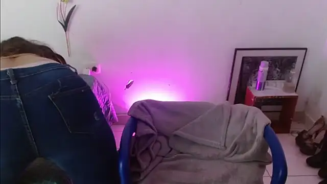 keyklin1 online show from 02/21/26, 01:12