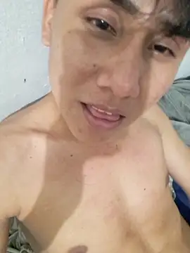 Snapshot of Carrington- chatting on 10/11/25, 03:28 Carrington- online show from 10/11/25, 03:28