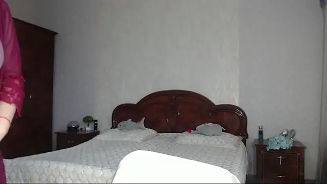 Batari online show from 04/18/26, 04:05