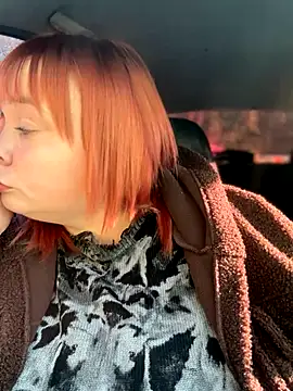 Model9798 online show from 10/29/25, 06:37