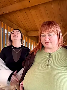 Model9798 online show from 11/25/25, 10:04