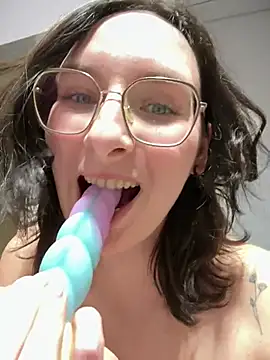 The Snowwhitee online show from 02/28/26, 07:04