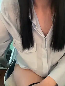 CallMeAngelica online show from 11/27/25, 10:39